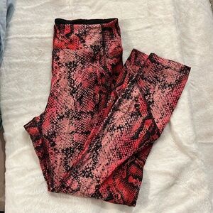 PINK Buttery Soft Leggings